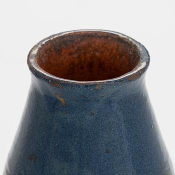 Sigrid Wickström-Paaer, a red clay vase signed SW and dated 1908.