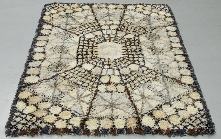 Marianne Richter, a carpet, "Löfstad", a machine made pile, ca 192 x 136 cm.