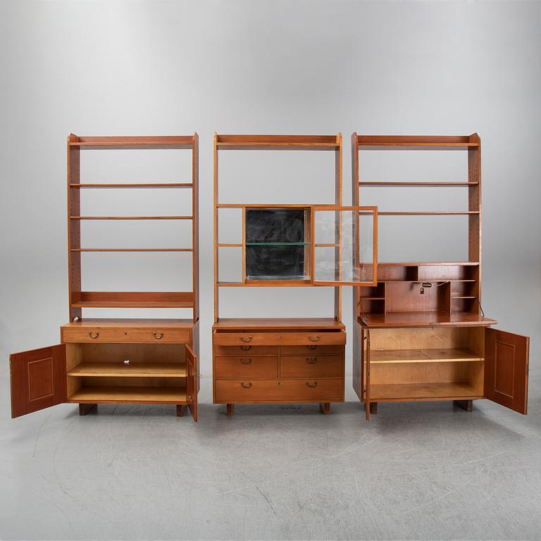 Josef Frank, a set of three mahogany bookcases, model 2112, Firma Svenskt Tenn.