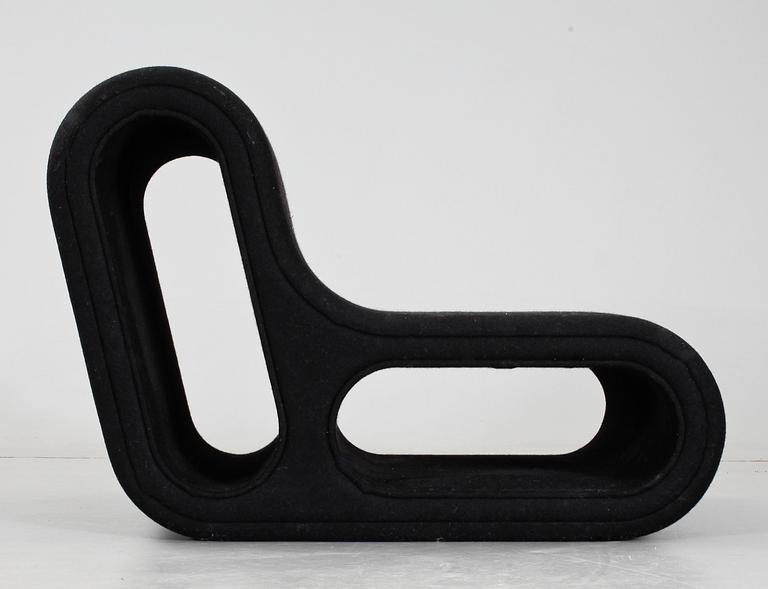 FÅTÖLJ, Other One, Hay Round, Leif Jørgensen.2000-tal.