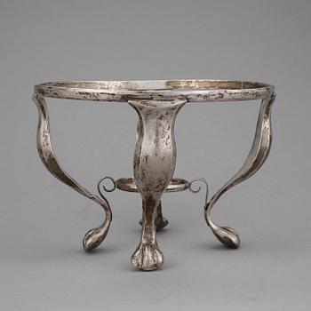 KORGAR, STÄLL och BRICKA, 4 delar, bla silverhalt 800, Tyskland omkring år 1900. Total vikt ca 1155 gram.