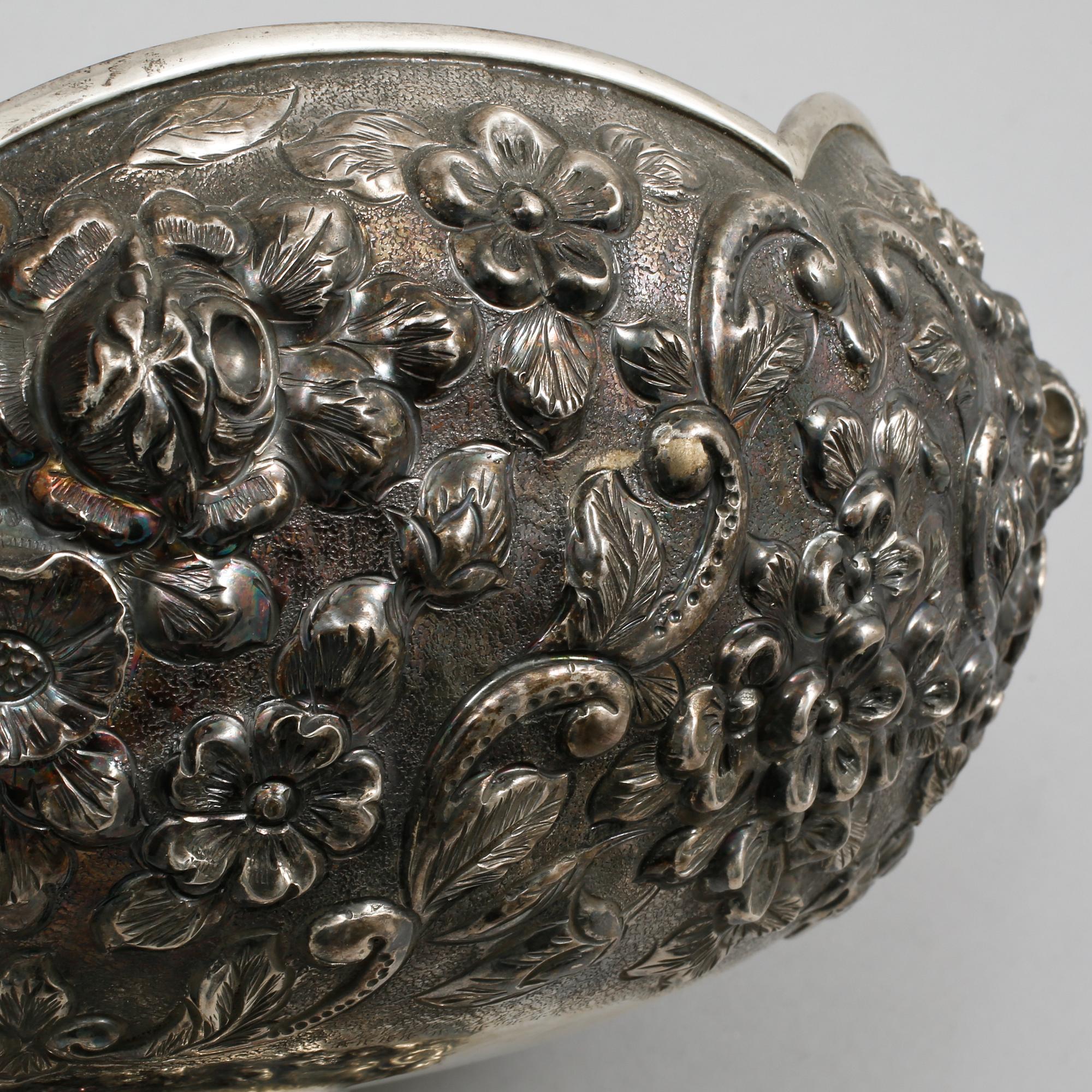 SKÅL, silver, 1900-talets början, vikt 1129 gram.