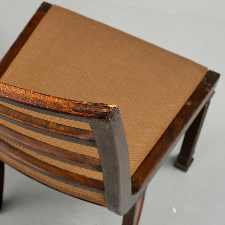 STOLAR, ett par, tillskr Erik Chambert, 1900-talets första hälft.