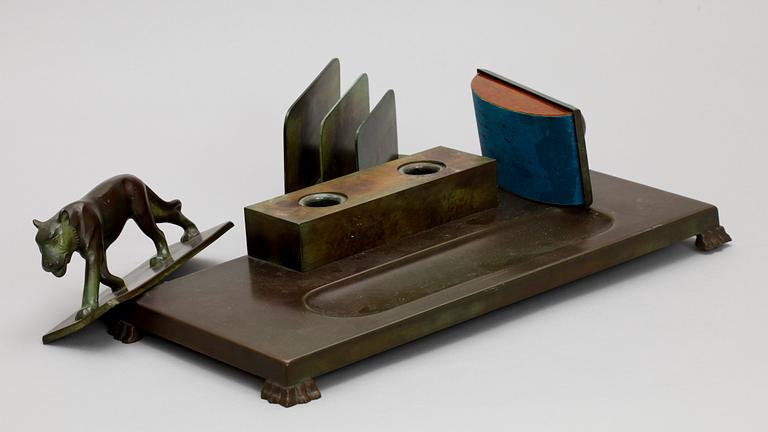 SKRIVSTÄLL, 3 delar. Brons. G.A.B.