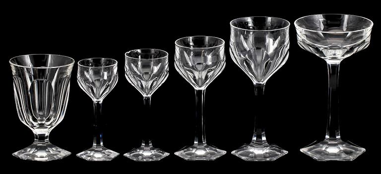 GLASSERVIS, 63 delar. Början av 1900-talet.