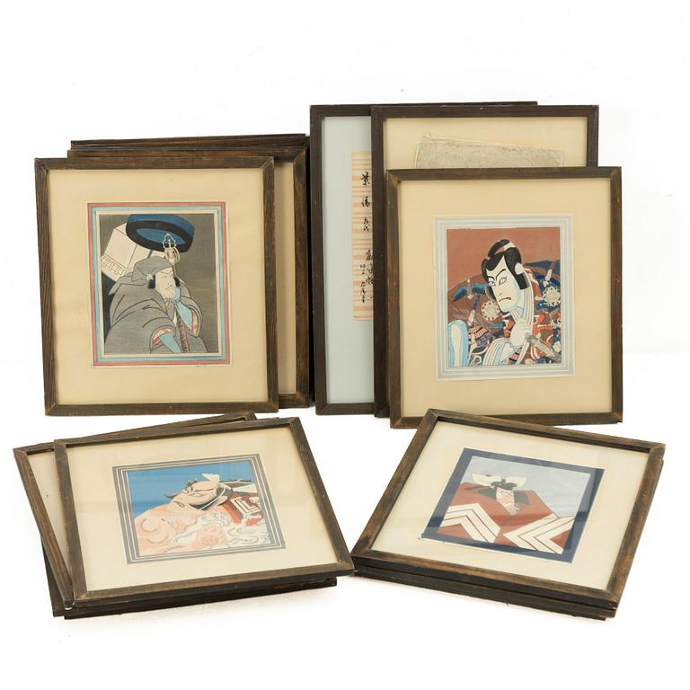 Japanska träsnitt, 19 stycken, med två försättsblad, Japan, 1900-talets första hälft.