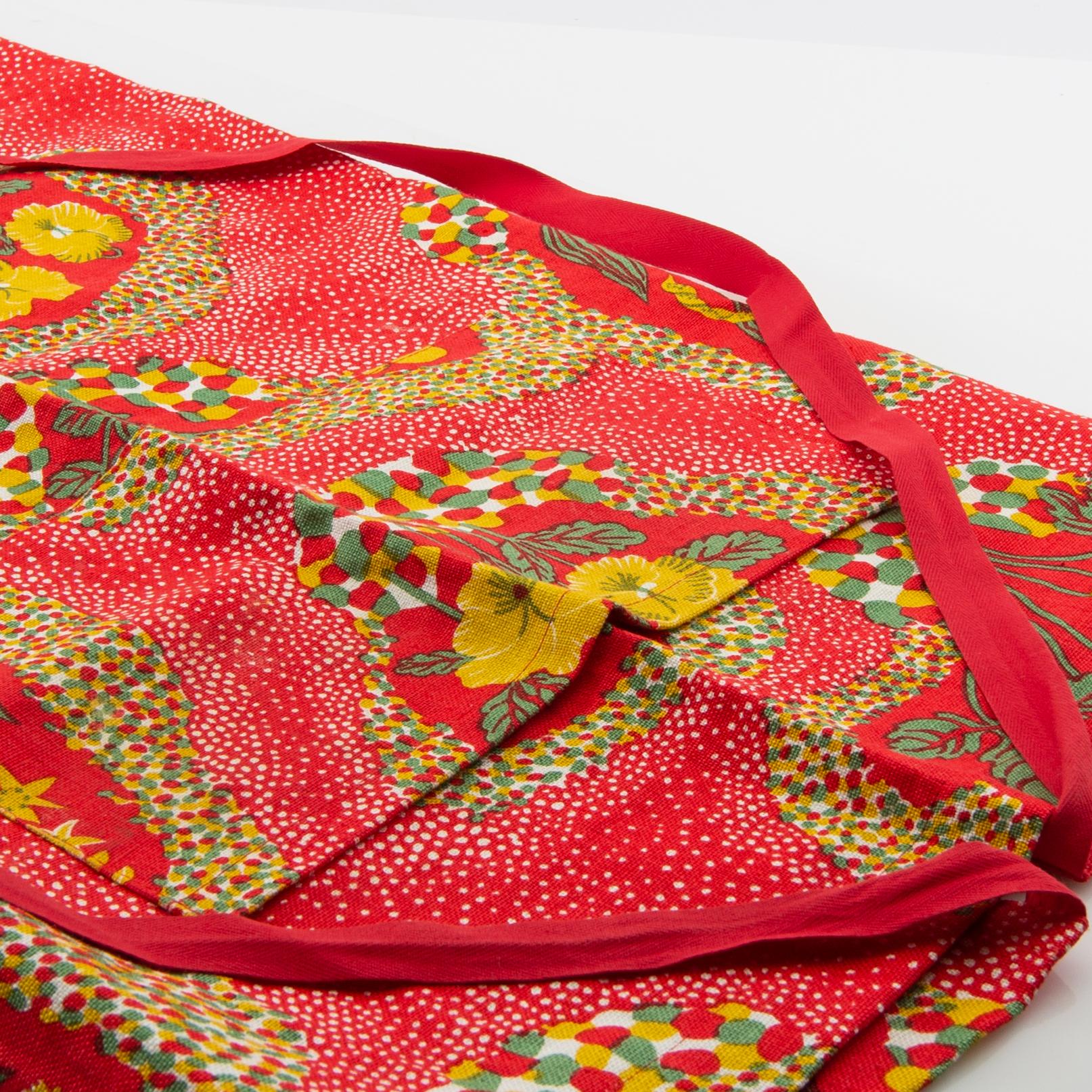 Firma Svenskt Tenn, Svenskt Tenn, waist apron, runner and 4 pcs of coasters, "Catleya Lin" and "Lin Korall".