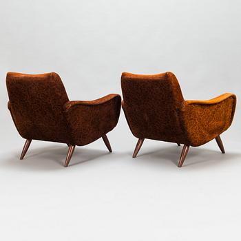 Kurt Hvitsjö, a par of mid-20th century '461' armchairs for Isku.