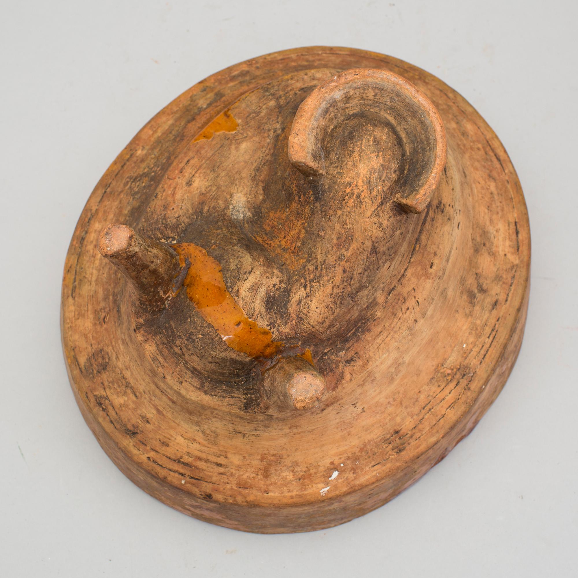 ALADÅBFORM samt FIGURIN, keramik, möjligen Höganäs, 1800-tal.