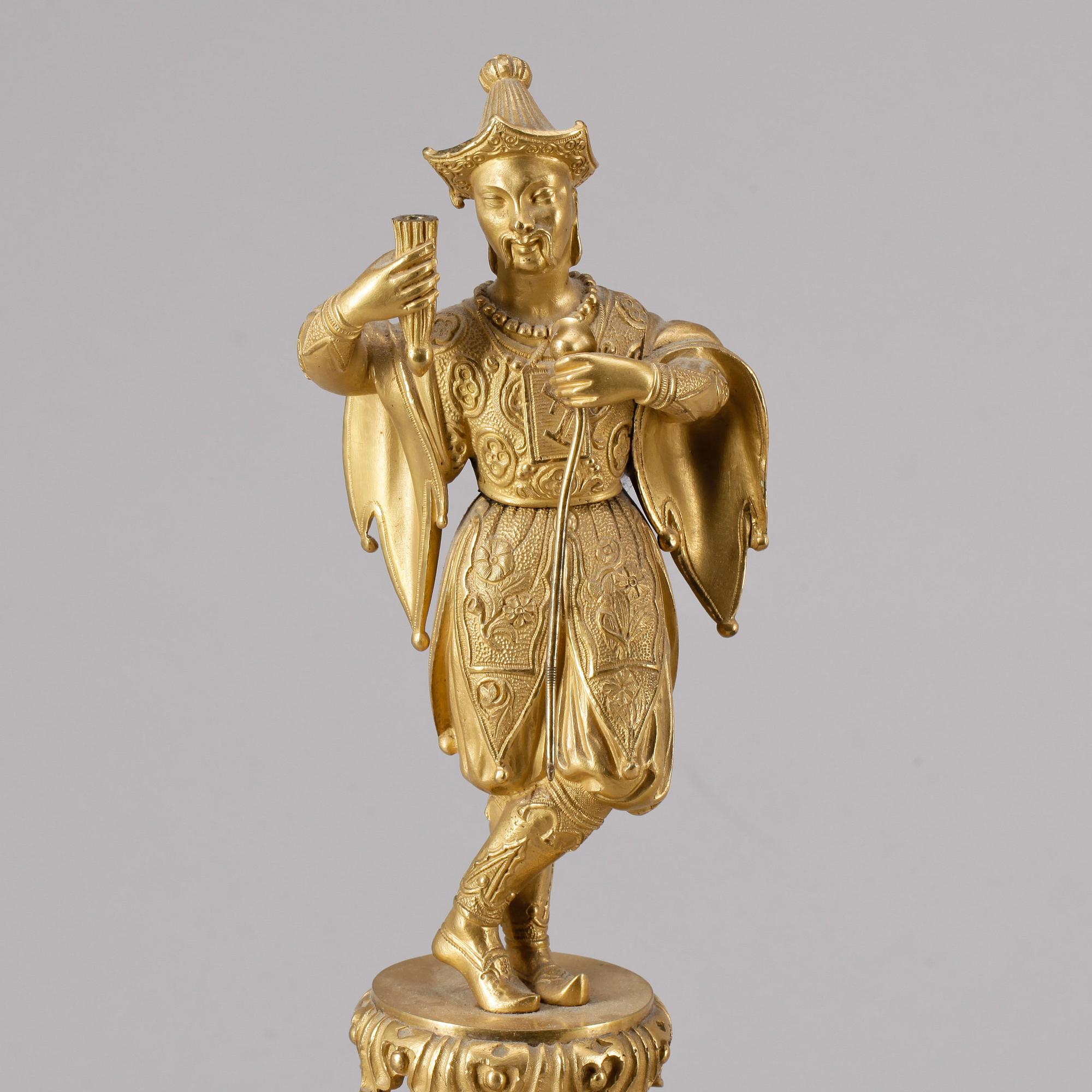 KANDELABRAR, ett par, senempire, 1800-tal.