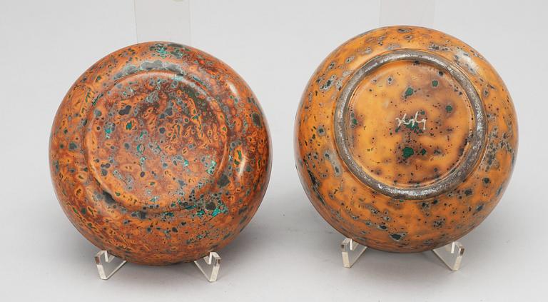 A Hans Hedberg faience bowl and cover, Biot, France.