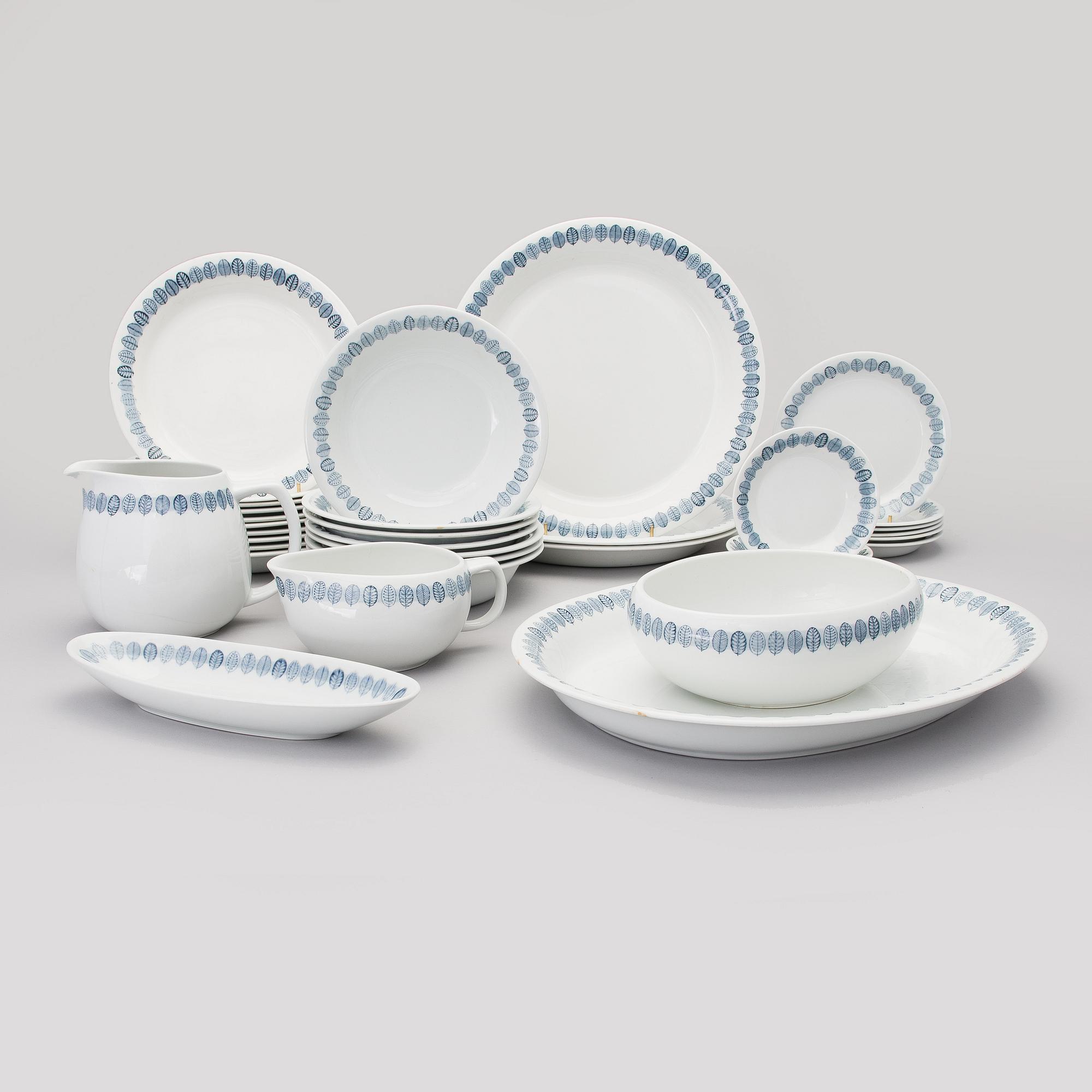 RAIJA UOSIKKINEN, SERVIS, 33 delar, "Linnea", Arabia 1954-64.