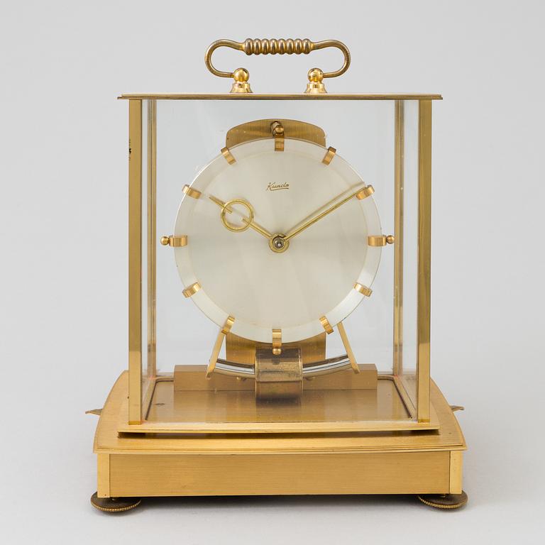 A table clocks, brass, Kundo, 20th century.