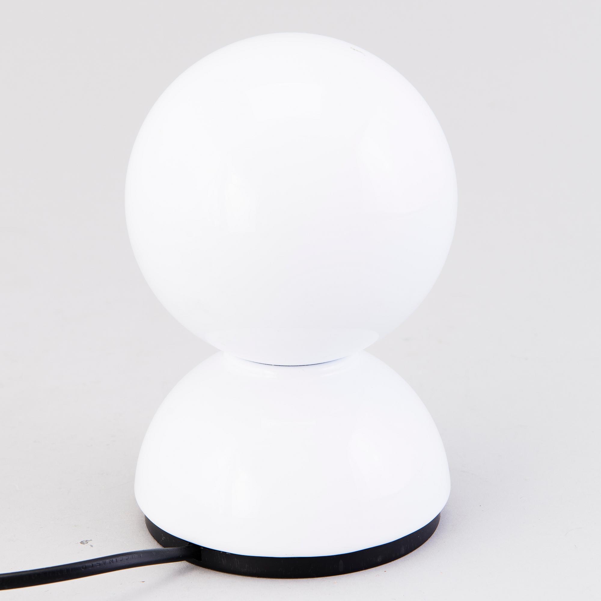 VICO MAGISTRETTI, An Eclisse table light, Artemide, design in 1966, new production.