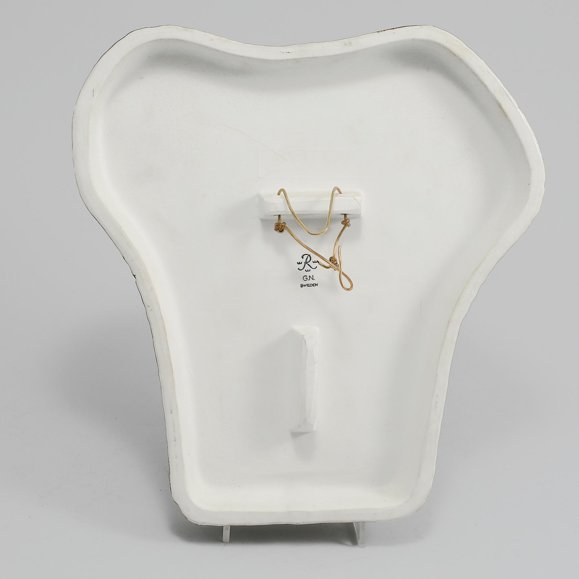 VÄGGPLAKETT, Gunnar Nylund, Rörstrand, 1900-talets andra hälft.