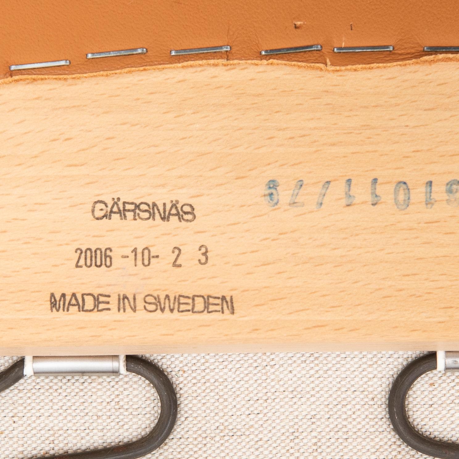 Åke Axelsson, karmstolar, ett par, "Riksdagen", Gärsnäs, 2006.