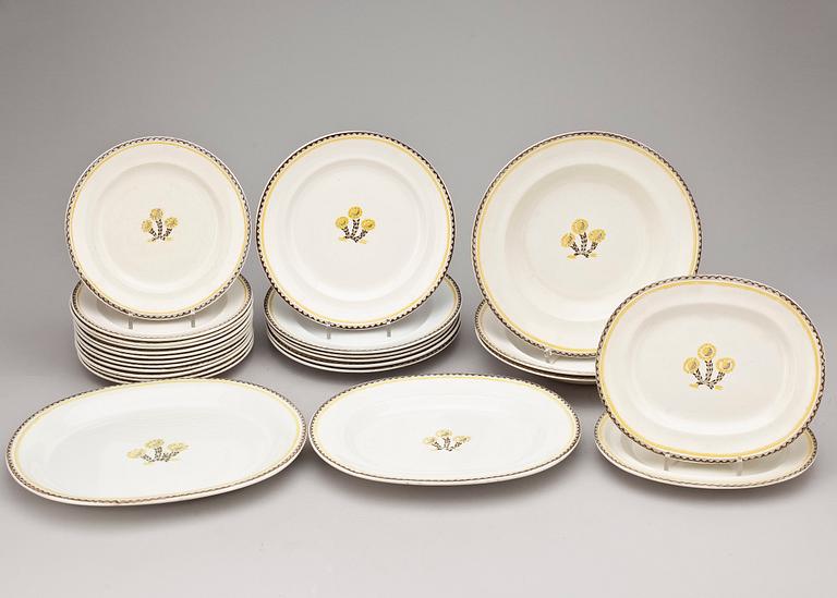 SERVISDELAR, 28 st, flintgods, "Tussilago", Wilhelm Kåge, Gustavsberg, 1932.