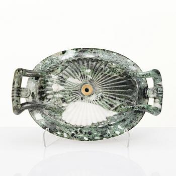 A presumably Italian marble and onyx tazza, around year 1900.