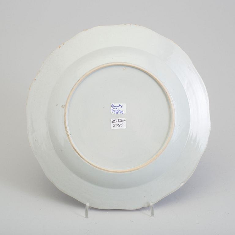 TALLRIK, kompaniporslin. Qingdynastin, Qianlong (1736-95).