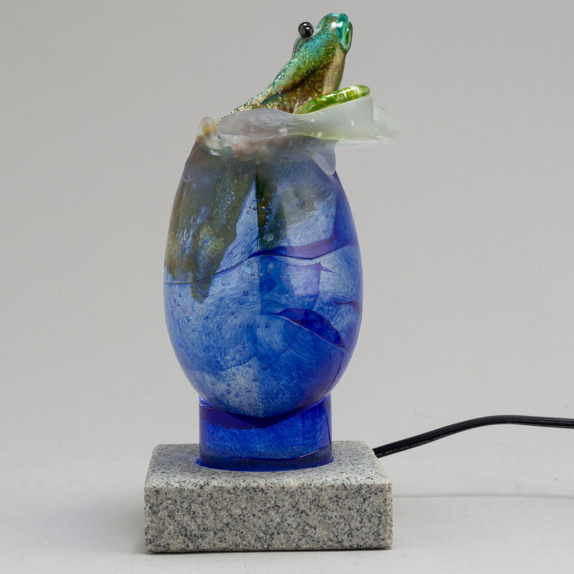 KJELL ENGMAN, SKULPTUR/LAMPA, glas, Kosta Boda, Signerad, limited edition 100 ex.