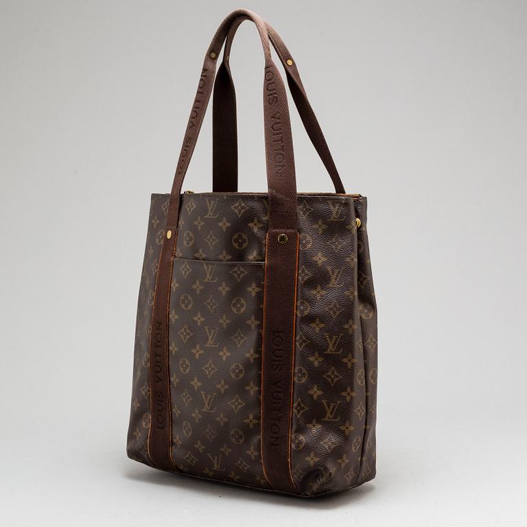 LOUIS VUITTON, a 'Monogram Beaubourg' bag.