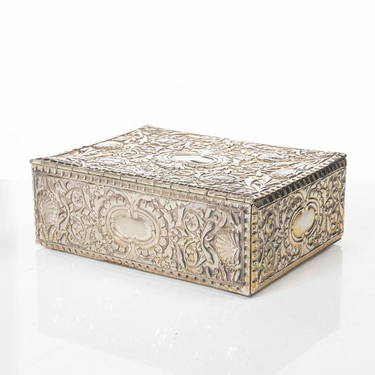 Jewellery box, sterling silver, 20th Century.