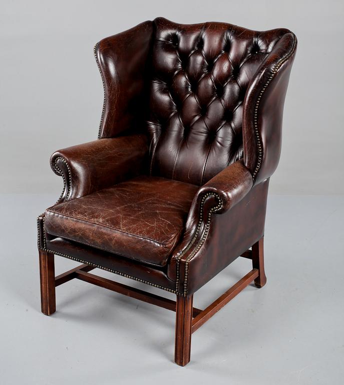 ÖRONLAPPSFÅTÖLJ, 1900-talets andra hälft.