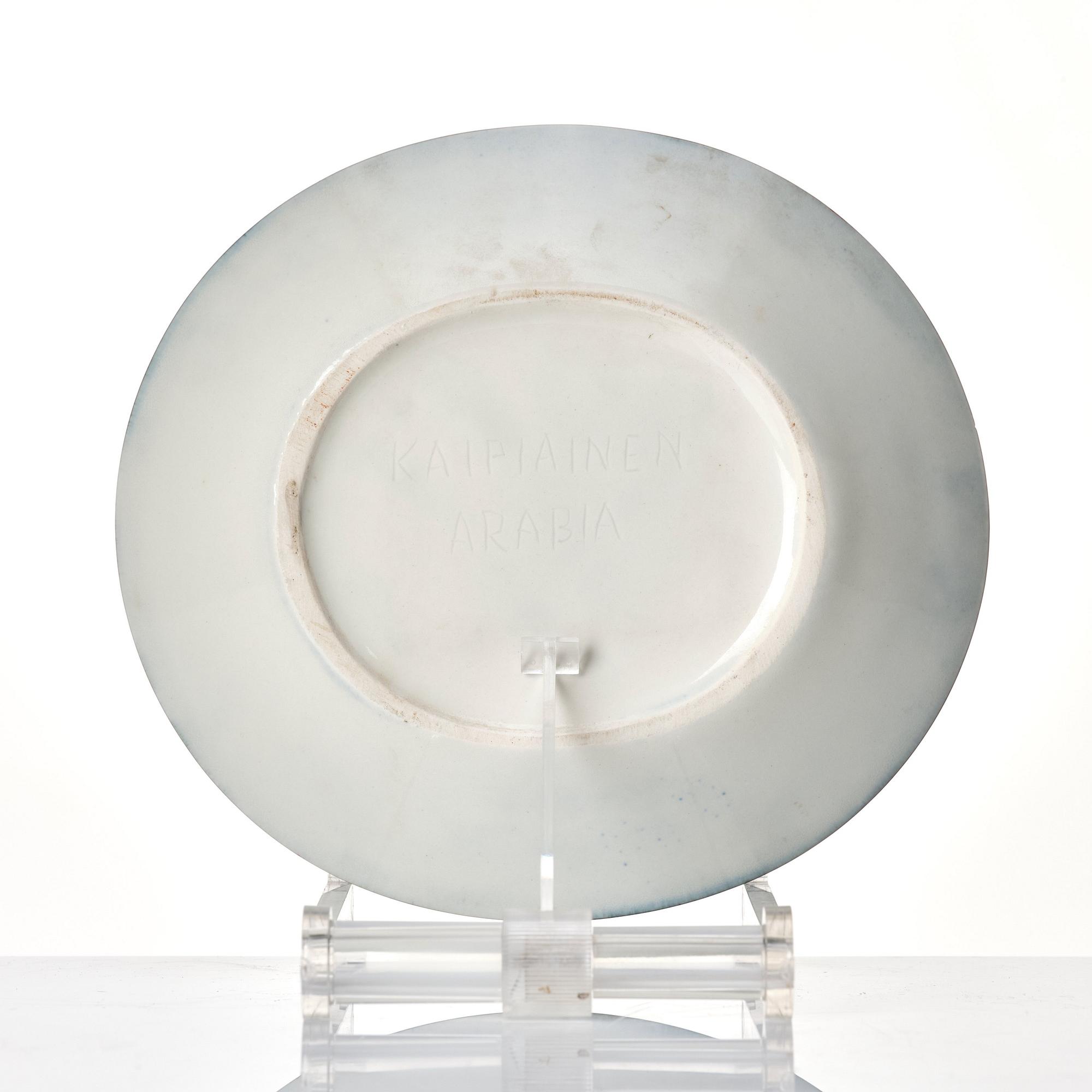 Birger Kaipiainen, a stoneware dish, Arabia, Finland.