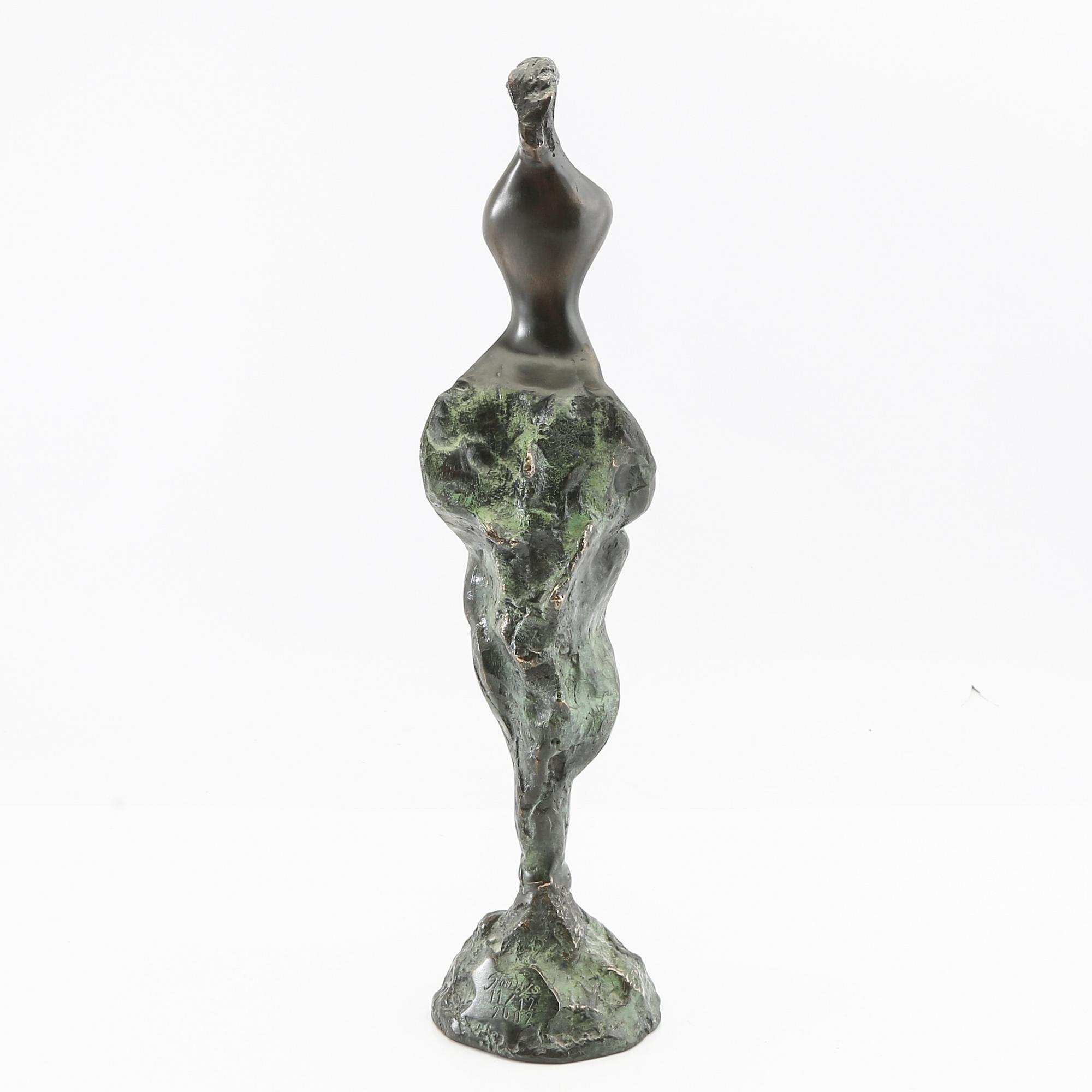 Stan Wys, skulptur signerad och numrerad Stående kvinna.