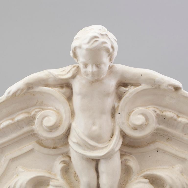 A porcelaine decoration, 20th century.