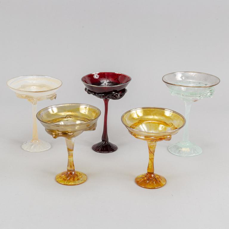 Five champagne glasses/glasses by Gunilla Kihlgren.