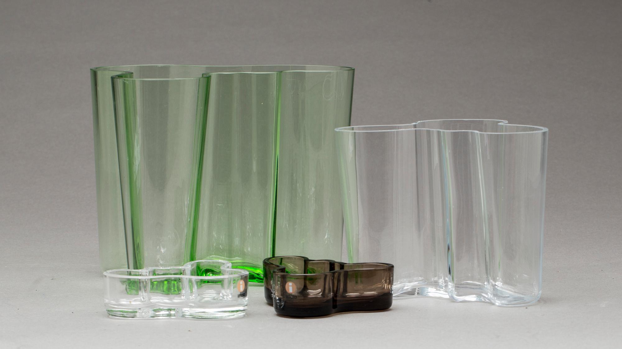 VASER OCH SKÅLAR, glas, 4 delar, "Savoy", Iittala.
