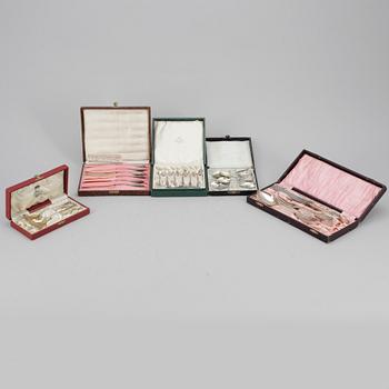 PARTI SILVER, ca 35 delar. Tot ca 430 g.