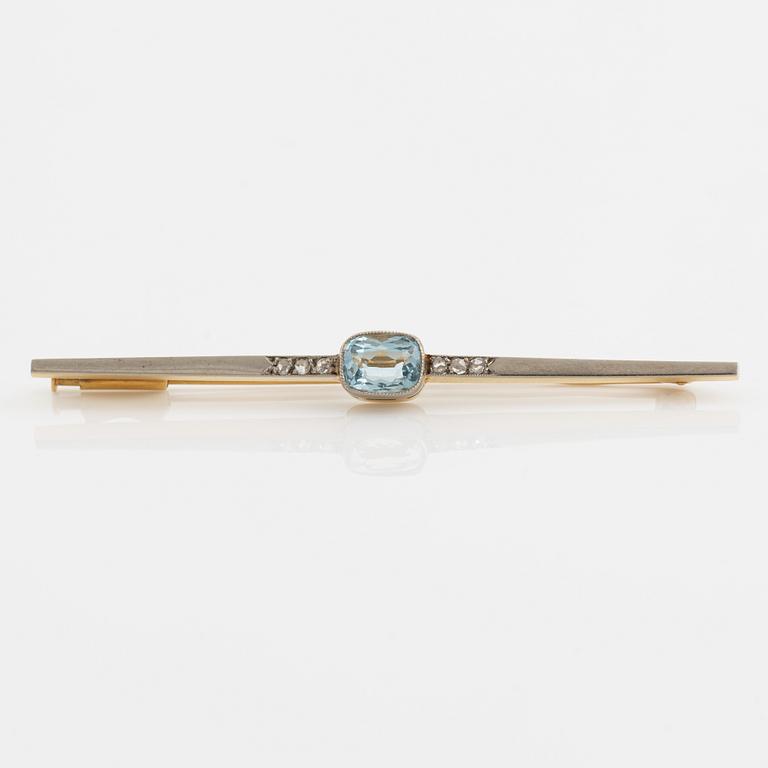 Cushion shaped aquamarine and rose cut diamond pin brooch, Strömdahls,