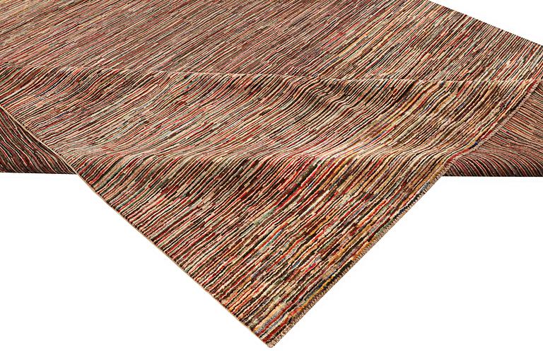 Matta, Gabbeh Golsang, ca 342 x 255 cm.