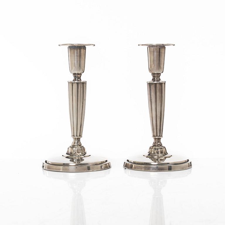 C.G. Hallberg, ljusstakar, ett par, silver, Stockholm 1954.