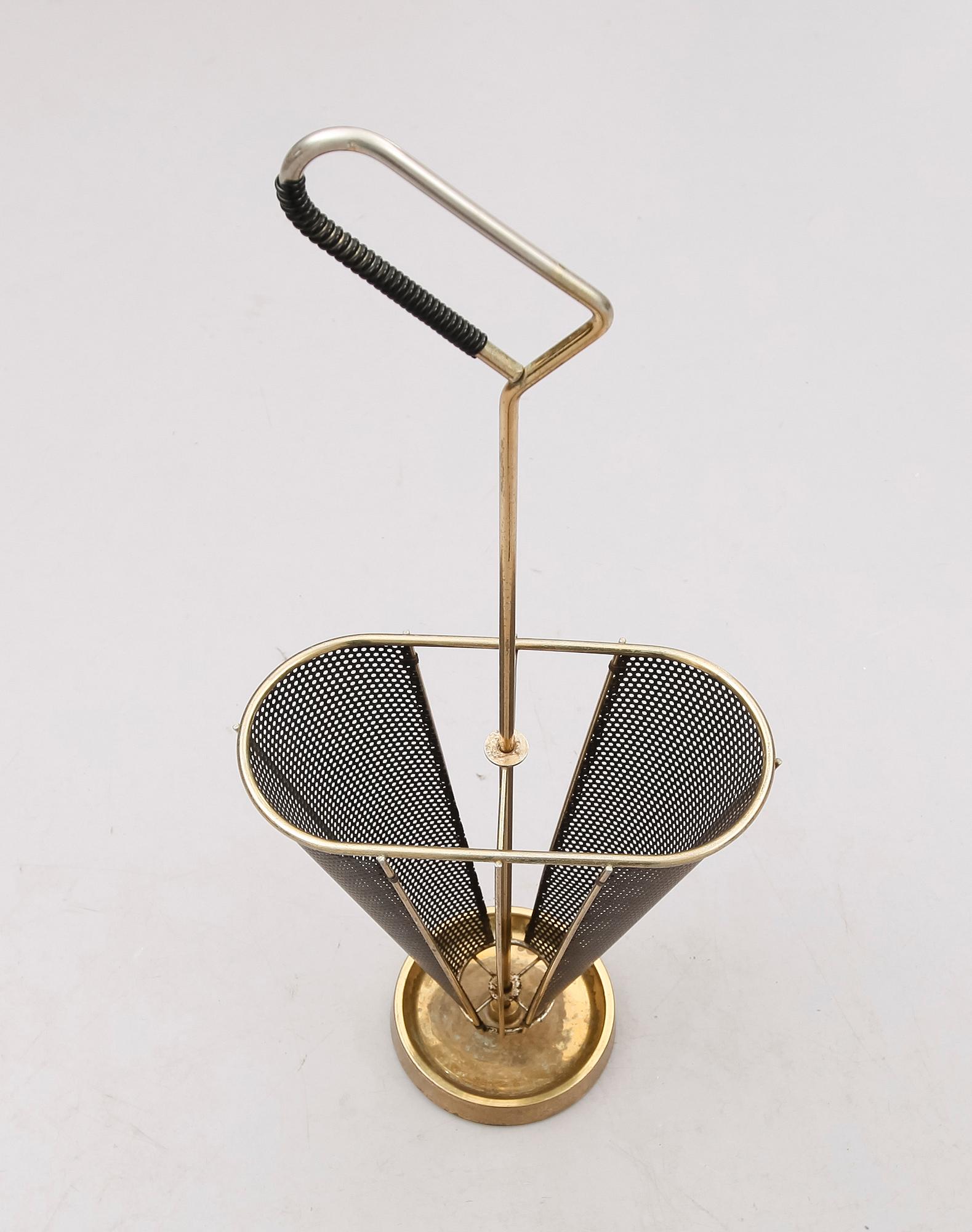PARAPLYSTÄLL, 1900-talets mitt.
