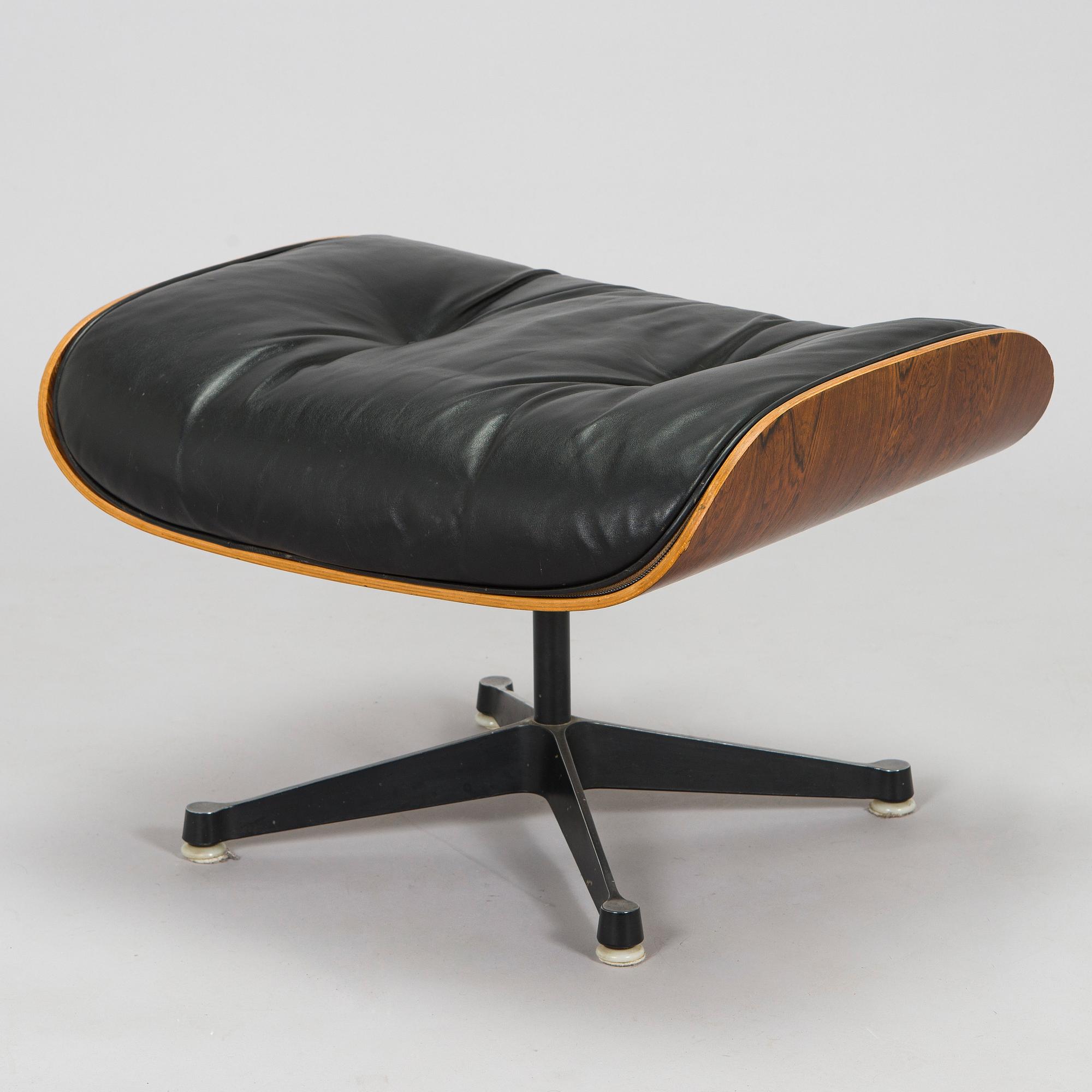Charles & Ray Eames, 'Lounge chair' and ottoman, licensed by Mobilier International France, 1977.