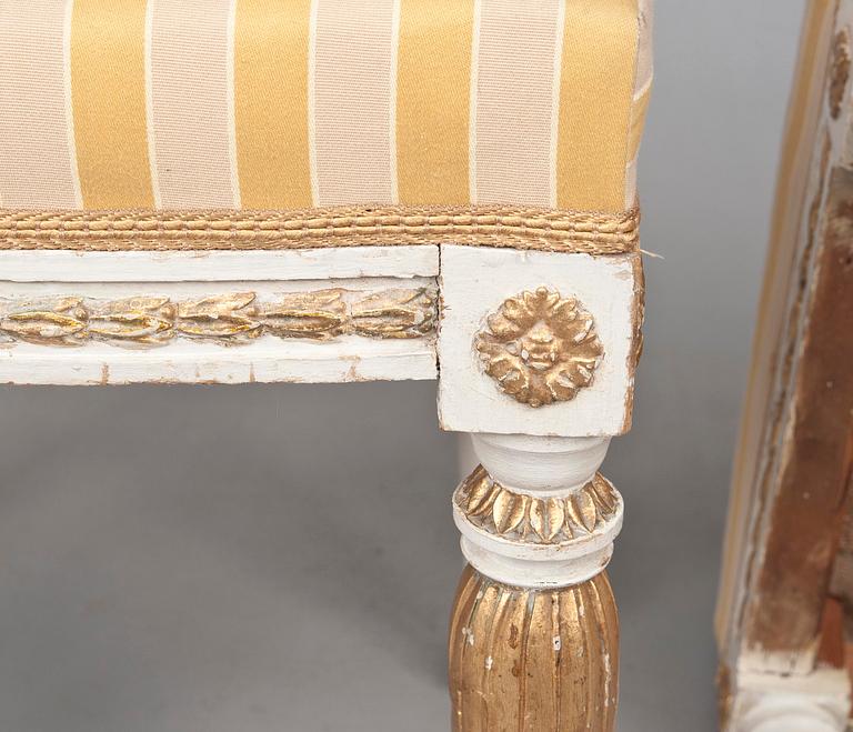 TABURETTER, ett par, gustaviansk stil, 1800-tal.
