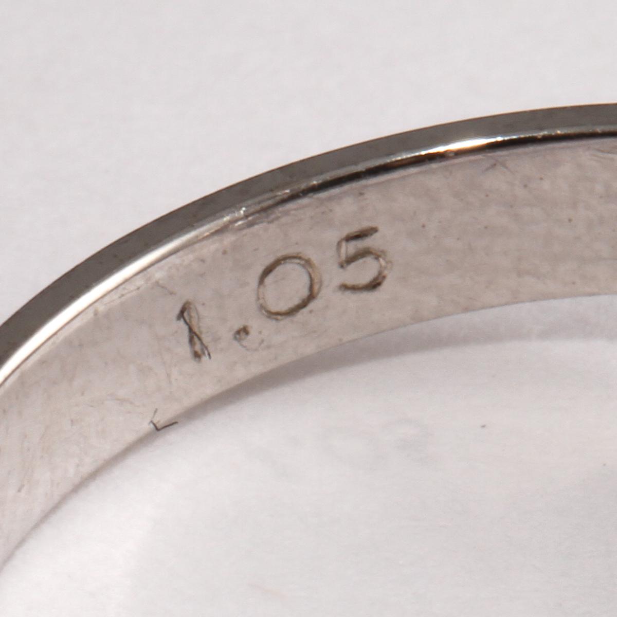RING, 18k vitguld med markisslipad diamant, 1.05 ct. Vikt 3 g.
