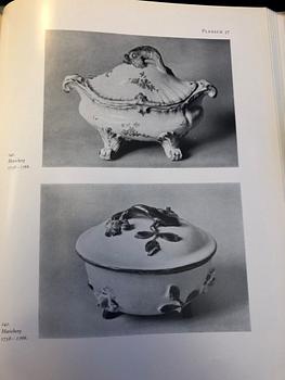 A Swedish Marieberg faience bowl with cover, period of Ehrenreich (1758-66).