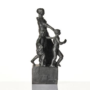 Ninnan Santesson, Woman with two playing children.