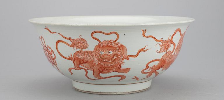 MALJA, posliini, Kiina 1900-luku.