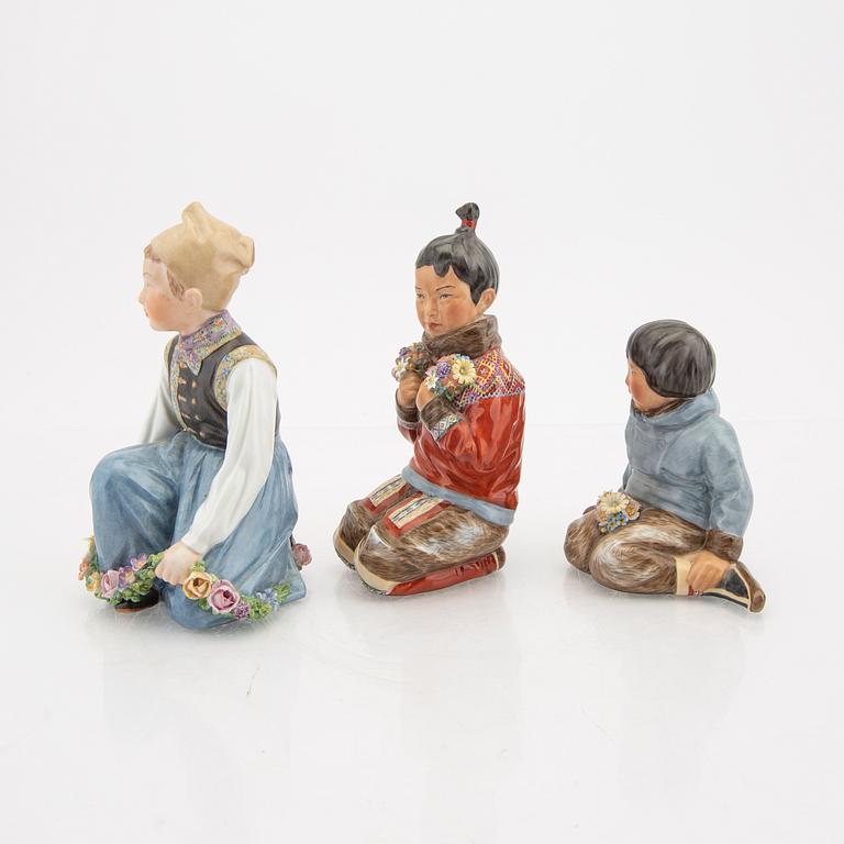 Figurines 3 pcs Dahl Jensen Denmark second half of the 20th century porcelain.