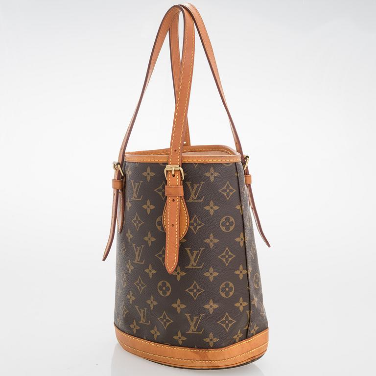 LOUIS VUITTON, Bucket PM bag.
