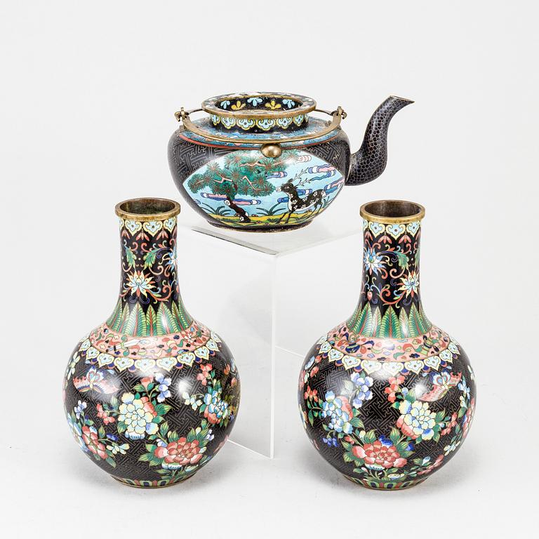 Vases, a pair, and jug, cloisonne. China, 1900s.