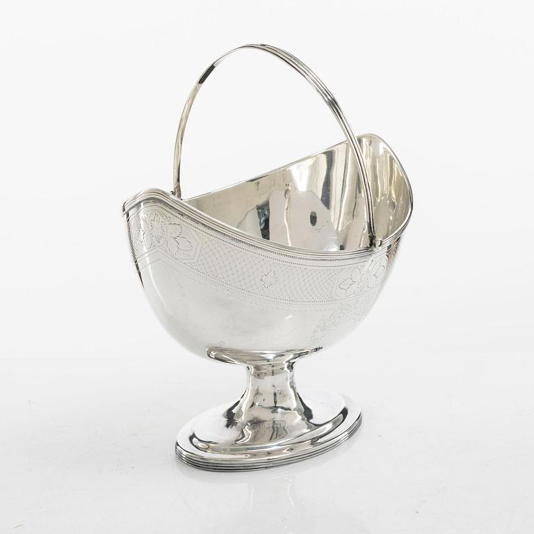 A silver bowl with handle, mark of Alexander Field, London, England 1800.