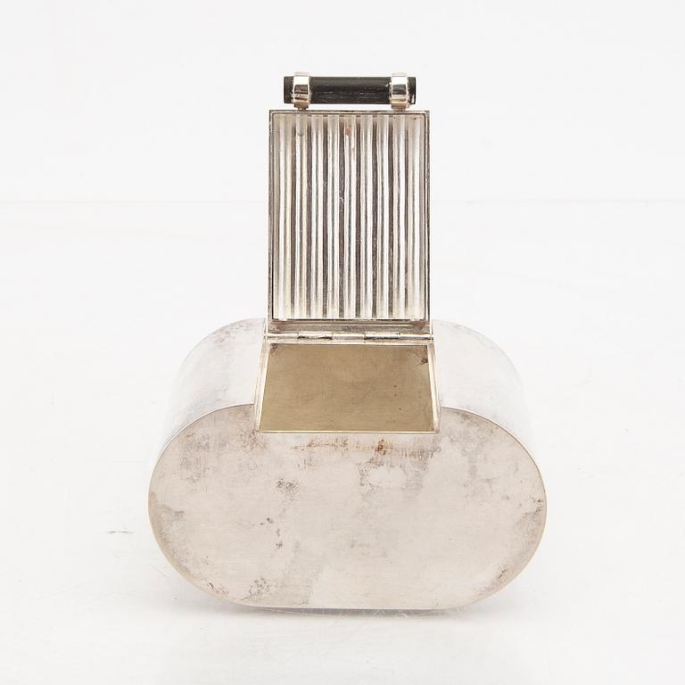 A Swedish 20th century  sterling silver box mark of Lars Håkansson Uppsala 1988, weight 196 grams book included.