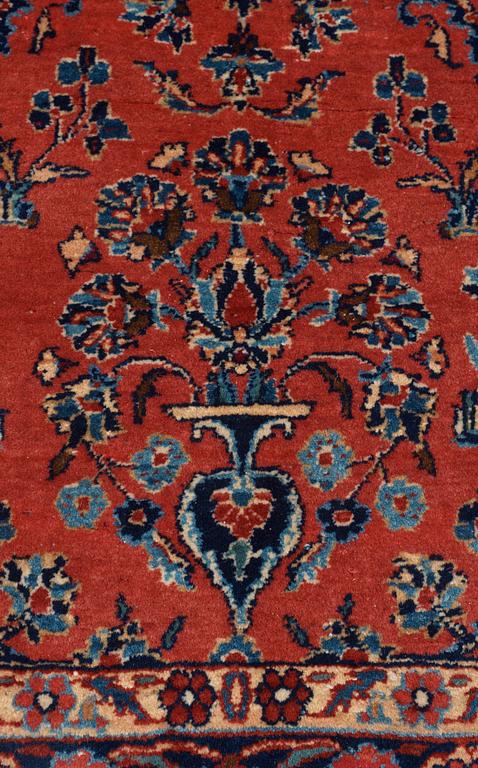 SEMI-ANTIQUE SAROUK. 201 x 126,5 cm.