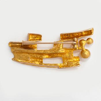 Björn Weckström, a 14K gold 'Bow of Argo' brooch with cultured pearls for Lapponia 1969.